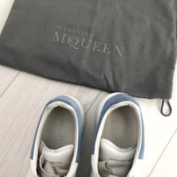Alexander McQueen White Sneaker - Picture 4 of 4